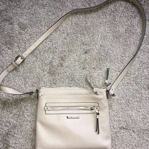 grey purse & rose gold sunglasses